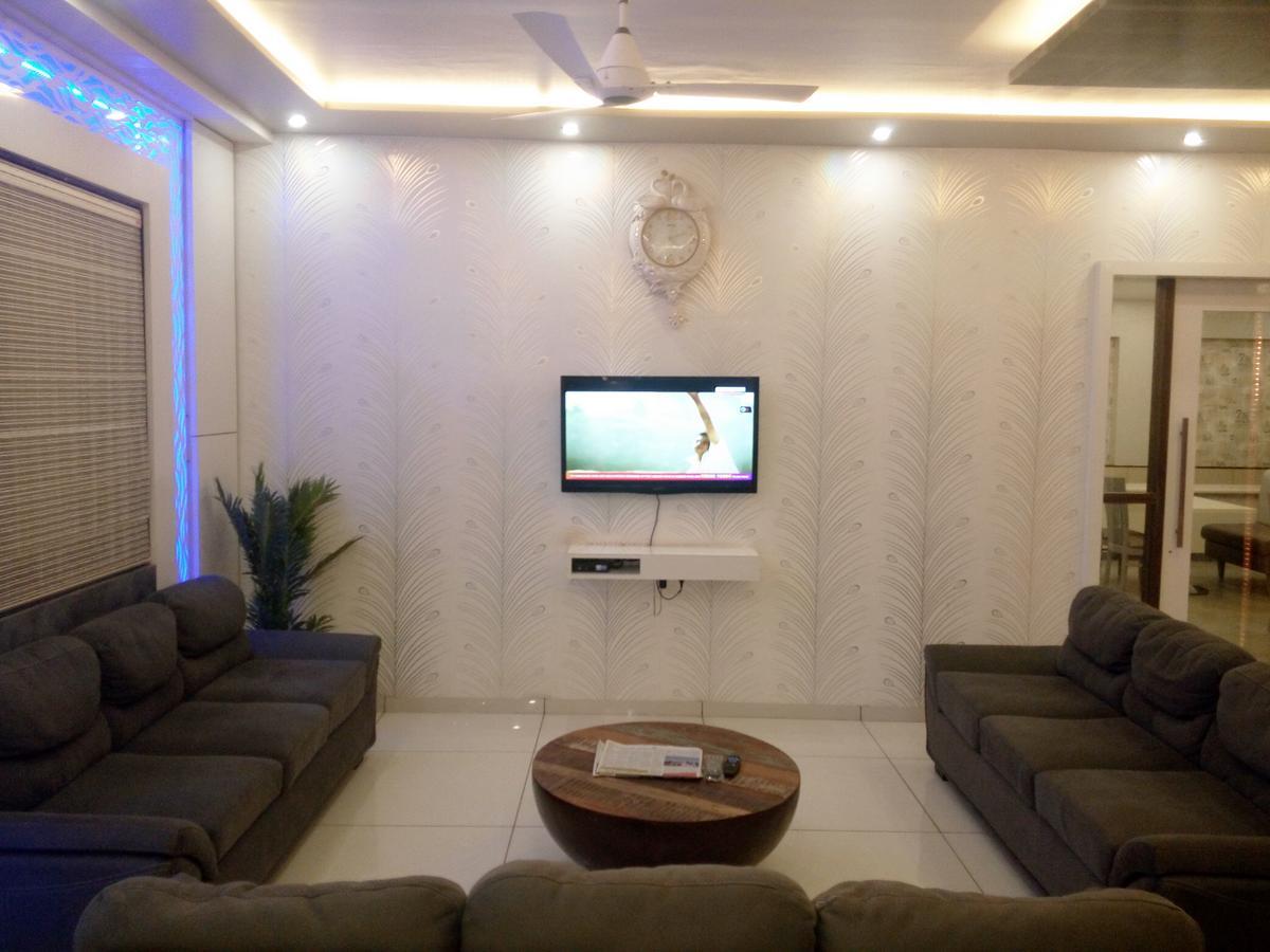 Hotel Pushpak Park Osmanabad Екстер'єр фото